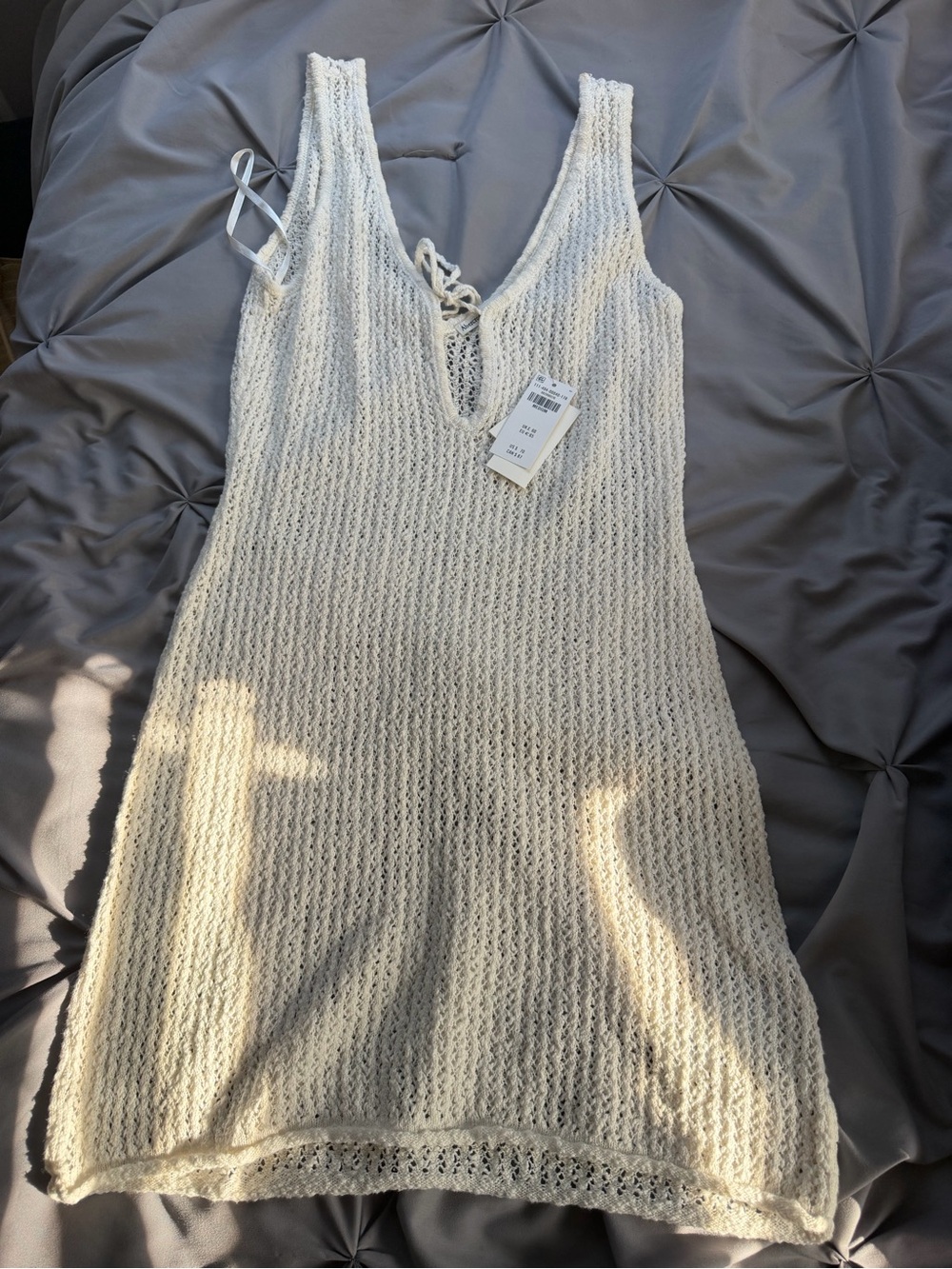 Abercrombie White Cover Up - Picture 2 of 3